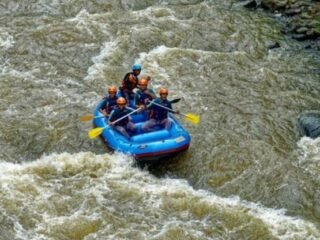 rafting in nepal